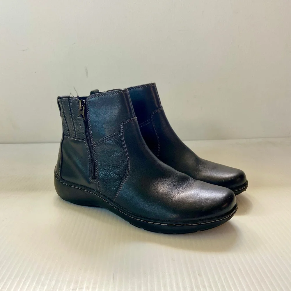 Clarks Cora Grace Ankle Booties Black Leather Womens 8.5 M